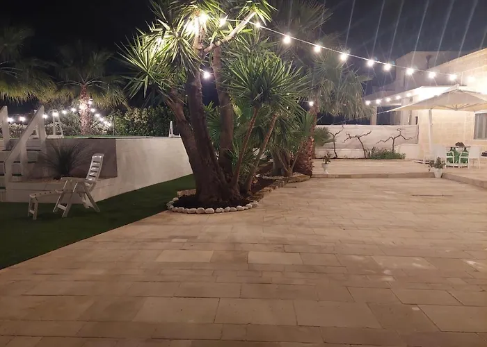 Overseas Pool Villa *