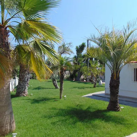 Overseas Pool Villa *